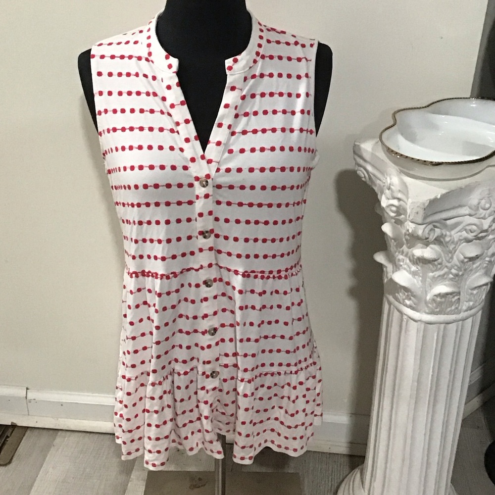New Directions White and Red Dot Sleeveless Blouse